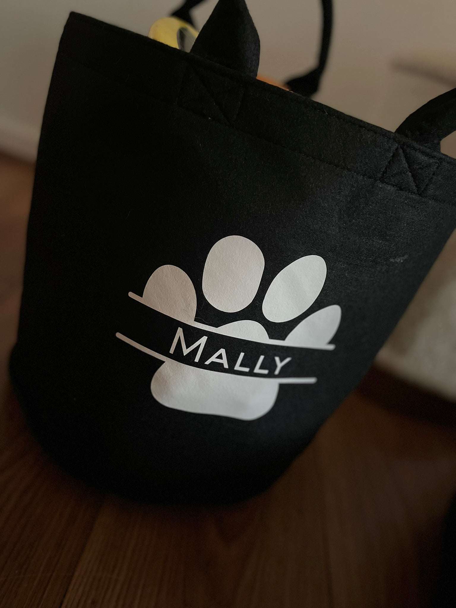 Personalised Felt Dog Trug – Luxury Pawprint Design (30x30cm)